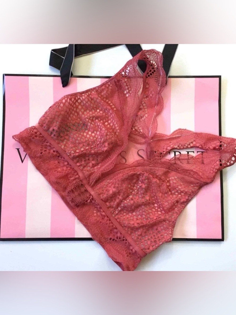 Women’s Victoria's Secret Lace Bralette in Rosewood Pink/ coral